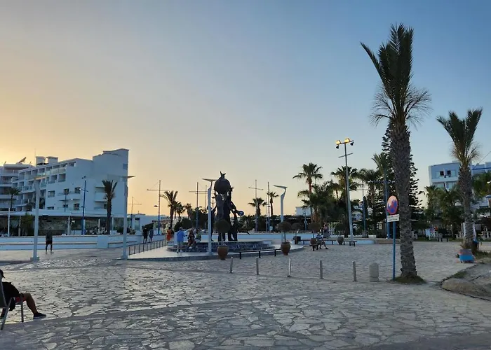 Ayia Napa Cyprus 파라림니